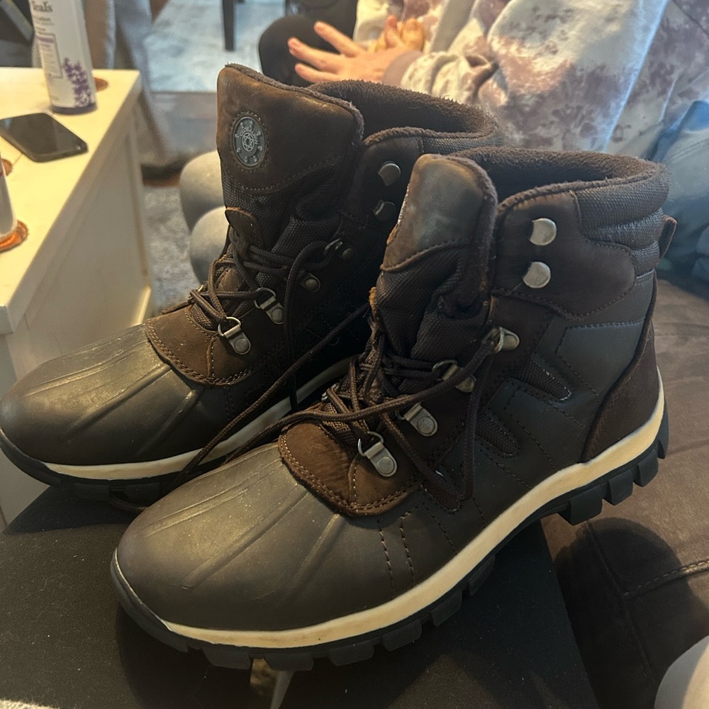Global Win Men's Black and Brown Rain Boots - Picture 2 of 6